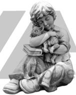 Betonowa figurka - chłopiec z kotkiem